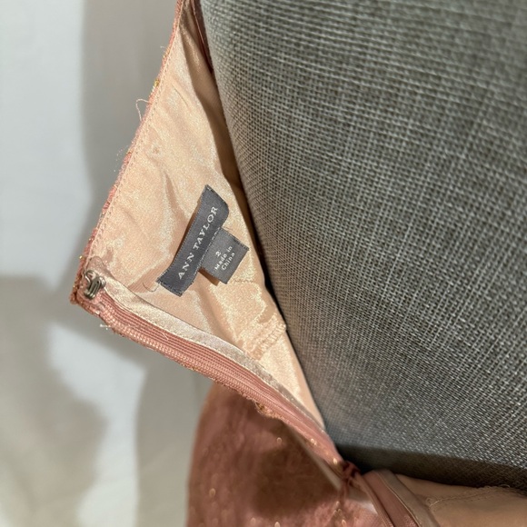 Elegant Pink Lace Dress - Picture 9 of 11